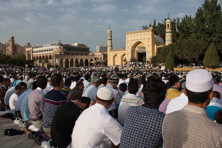 Prayers in front of  Id Kah Mosque